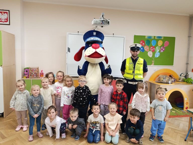 Wizyta Pana Policjanta i Sznupka w grupie Kangurków